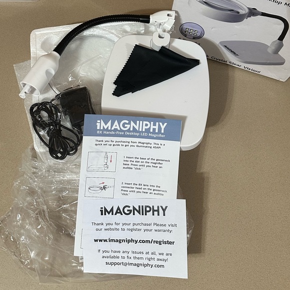 iMAGNIPHY 8X Extra Large 5.5 Inch LED Lighted Hands-Free Desktop Magnifier - Picture 7 of 9